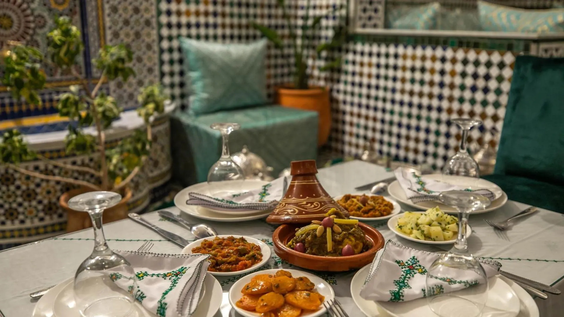 Riad Sekaya Φεζ Πανσιόν
